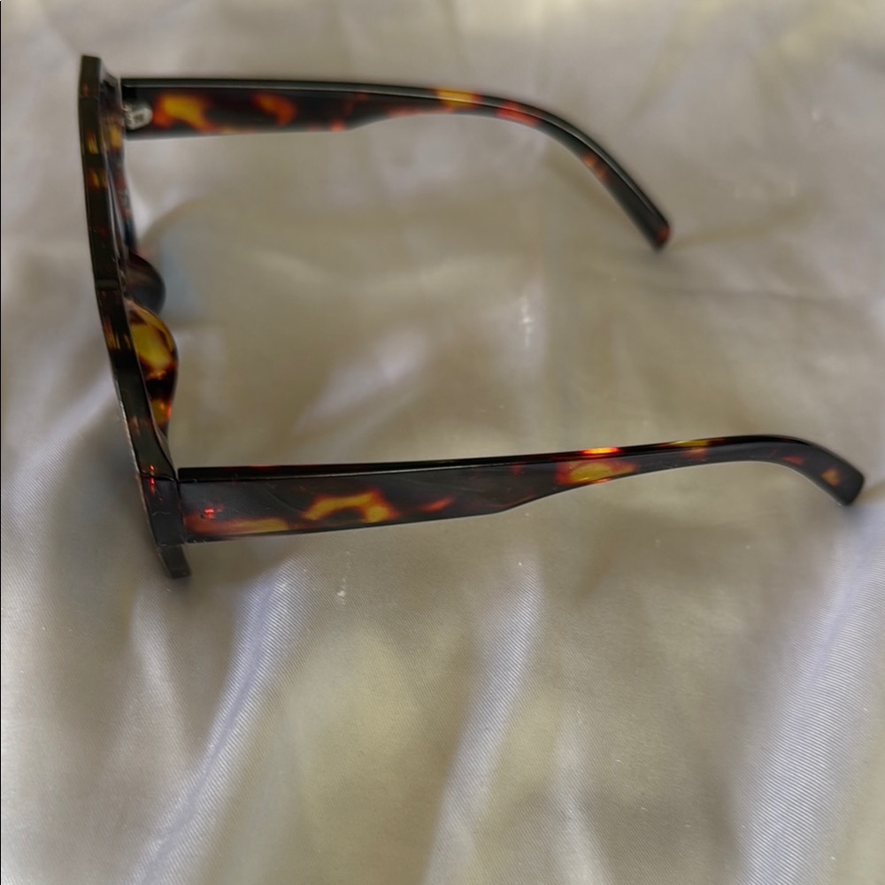 Tortoise Shell Sunglasses - Picture 2 of 4